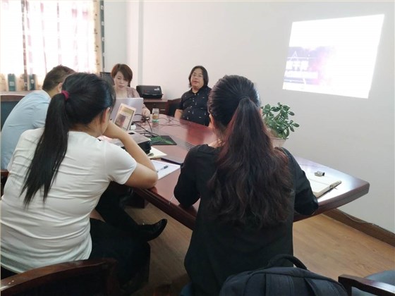 圣倍諾電動(dòng)掃地車廠家培訓(xùn)