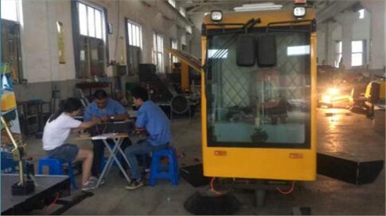 圣倍諾電動掃地車電路培訓(xùn)