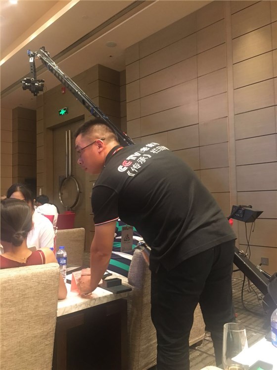 圣倍諾電動(dòng)清掃車(chē)