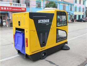 新農(nóng)村清掃車經(jīng)濟(jì)實用分析