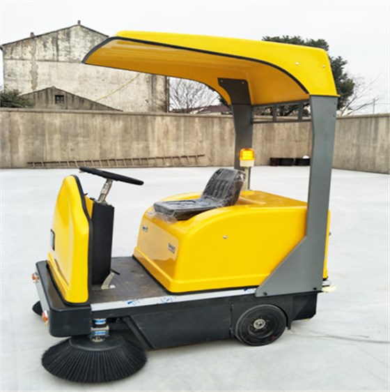 小型掃地車為您解放清潔手工化 小型掃地車為您解放清潔手工化