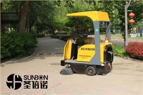 小型環(huán)衛(wèi)掃地車大概多少錢