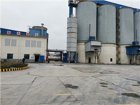  電動(dòng)掃地車客戶-南方水泥廠