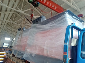 河北保定安新縣醫(yī)院采購圣倍諾2000B駕駛式電動掃地車