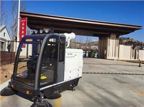 全封閉駕駛式掃地車 全封閉駕駛式掃地車
