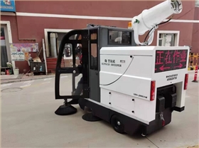 2000AW電動(dòng)掃地車進(jìn)駐遼寧葫蘆島某小區(qū) 2000AW電動(dòng)掃地車進(jìn)駐遼寧葫蘆島某小區(qū)