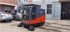電動掃地車價格差距大的原因 電動掃地車價格差距大的原因