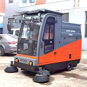 電動(dòng)清掃車走進(jìn)我們生活中 電動(dòng)清掃車走進(jìn)我們生活中