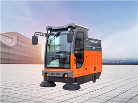 為什么很多公司選擇圣倍諾電動(dòng)清掃車