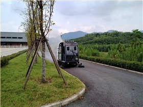 電動(dòng)清掃車:高效解決清潔難題 電動(dòng)清掃車:高效解決清潔難題