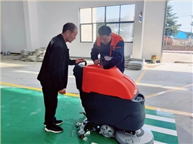 物業(yè)清掃車：提高環(huán)境衛(wèi)生質(zhì)量，降低勞動力成本