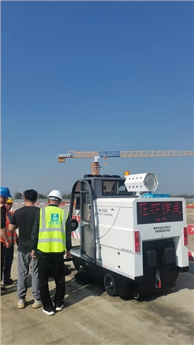 各種工業(yè)園區(qū)喜歡用電動(dòng)清掃車清掃地面 各種工業(yè)園區(qū)喜歡用電動(dòng)清掃車清掃地面
