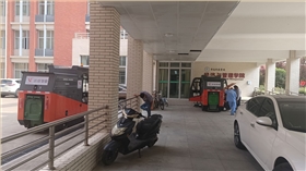 清掃車:城市清潔的重要幫手 清掃車:城市清潔的重要幫手