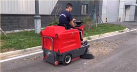工廠工業(yè)掃地機(jī)：工業(yè)清潔的“實力擔(dān)當(dāng)”