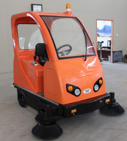 工業(yè)型掃地機的優(yōu)點有哪些？