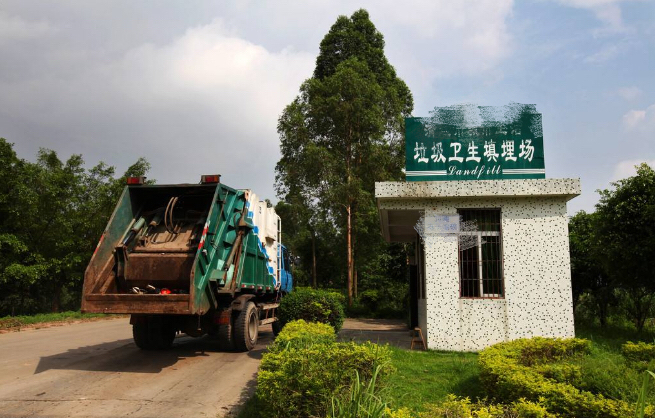 垃圾填埋場頑固污漬清潔就用高壓清洗車 垃圾填埋場頑固污漬清潔就用高壓清洗車