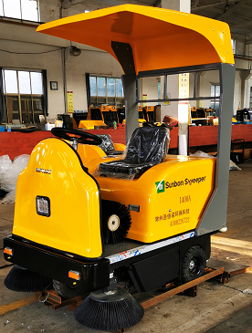 人行道和城中村適用什么類型的環(huán)衛(wèi)清掃車