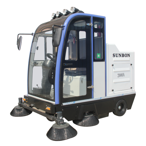 駕駛式電動掃地車用鋰電池有那些優(yōu)勢？