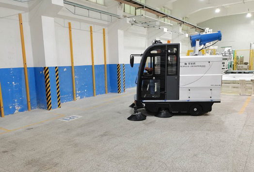 電動(dòng)掃地車助力內(nèi)蒙化工企業(yè)廠區(qū)清潔