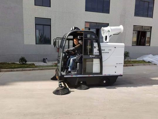 廣東某科技公司采購電動(dòng)清掃車助力廠區(qū)清潔 廣東某科技公司采購電動(dòng)清掃車助力廠區(qū)清潔