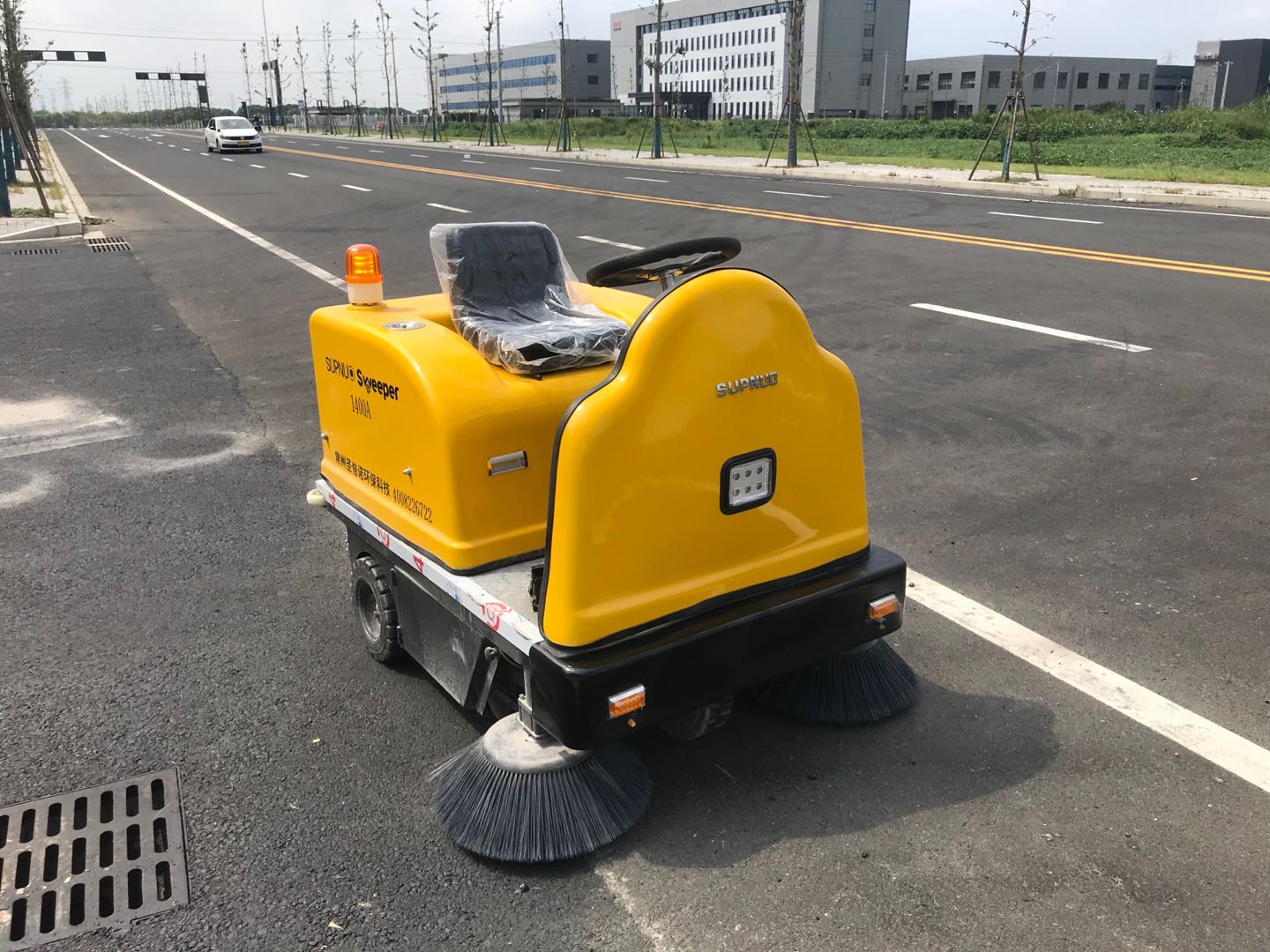 小型電動(dòng)掃地車價(jià)格多少 小型電動(dòng)掃地車價(jià)格多少