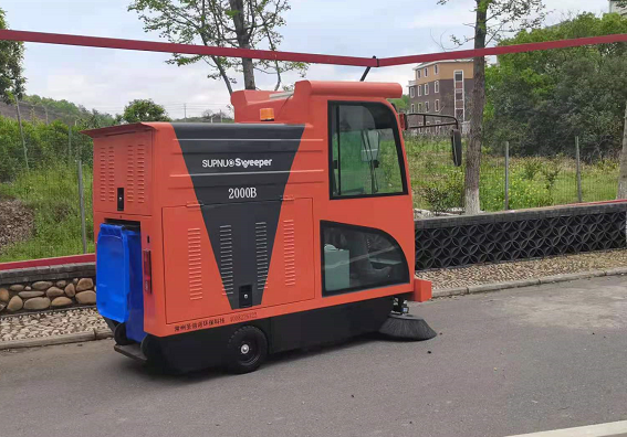 物業(yè)為何使用電動(dòng)掃地機(jī)替代人工清潔 物業(yè)為何使用電動(dòng)掃地機(jī)替代人工清潔