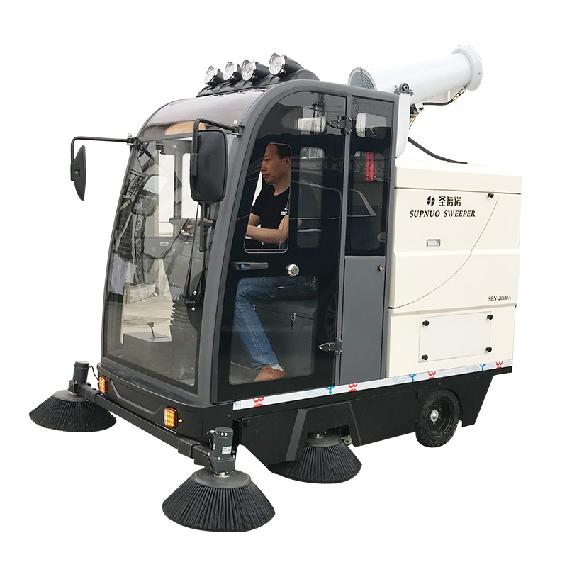 駕駛式電動(dòng)掃地車