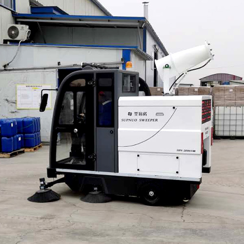 全封閉電動駕駛掃地車 全封閉電動駕駛掃地車
