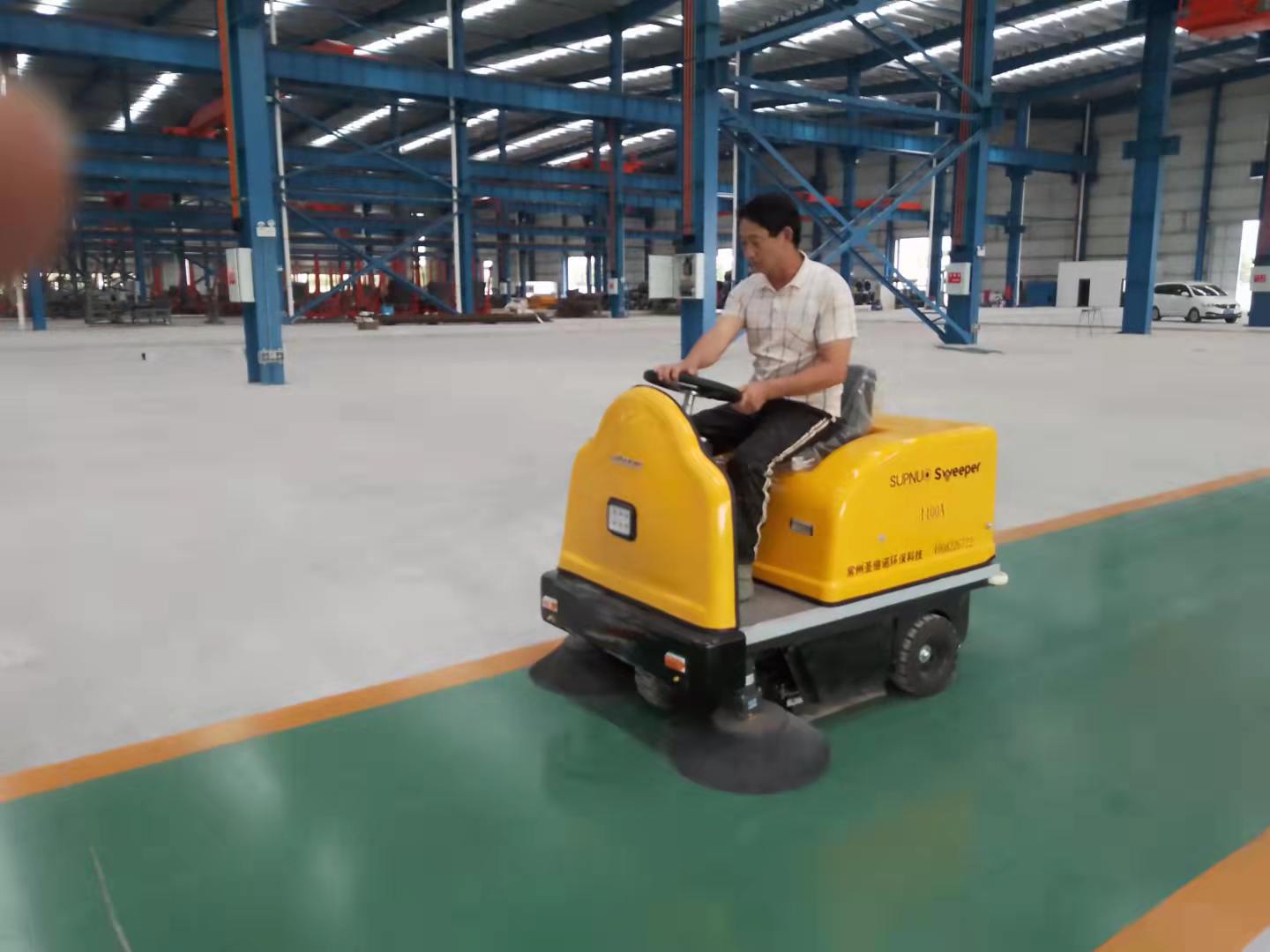 簡(jiǎn)單介紹一下掃地車的主要配置和產(chǎn)品特點(diǎn) 簡(jiǎn)單介紹一下掃地車的主要配置和產(chǎn)品特點(diǎn)