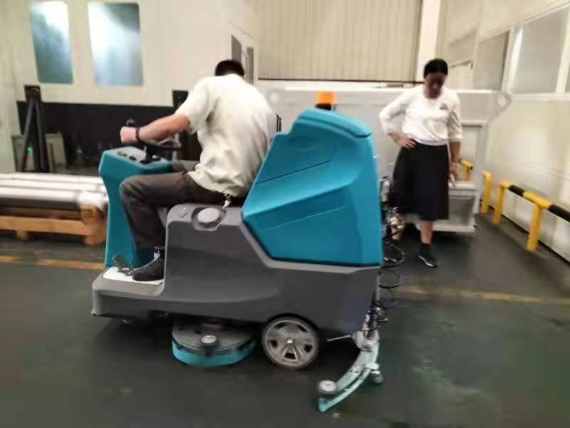 機(jī)場選擇什么類型的洗地機(jī) 機(jī)場選擇什么類型的洗地機(jī)