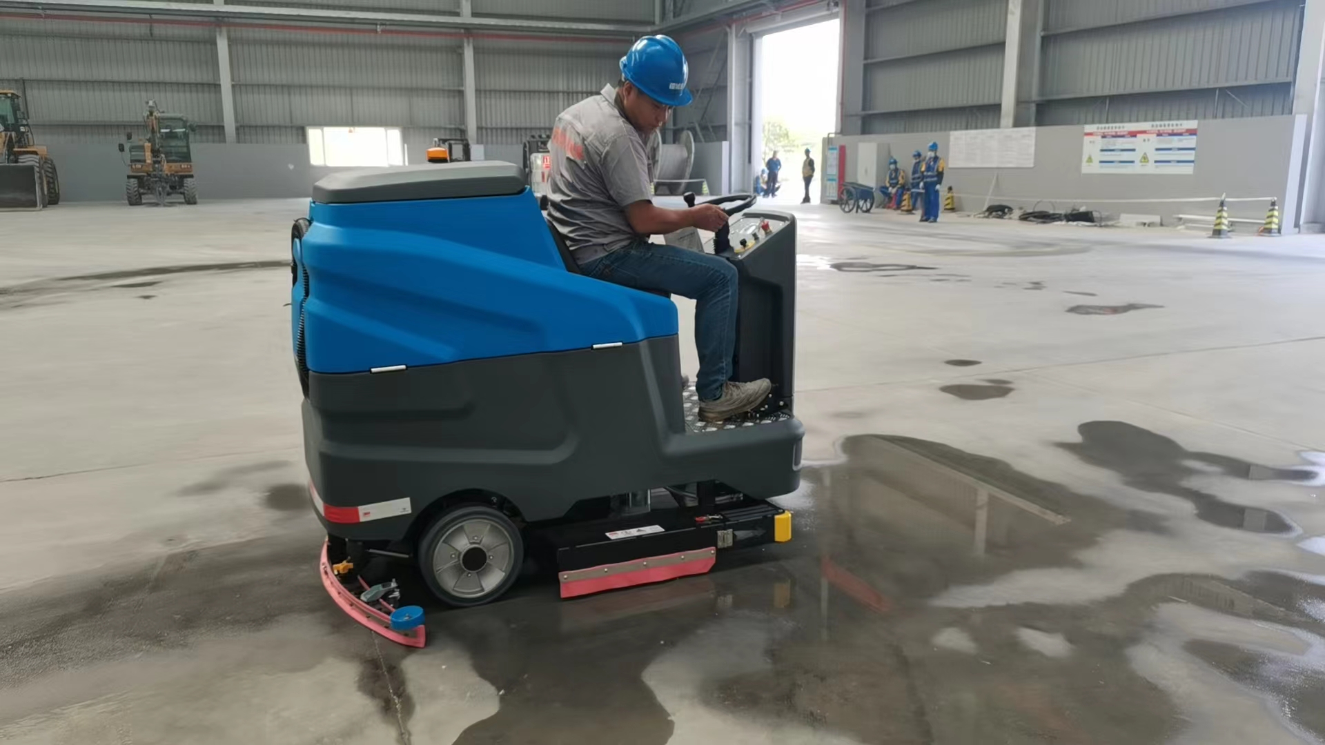 電池不是決定洗地機(jī)壽命的惟一因素 電池不是決定洗地機(jī)壽命的惟一因素