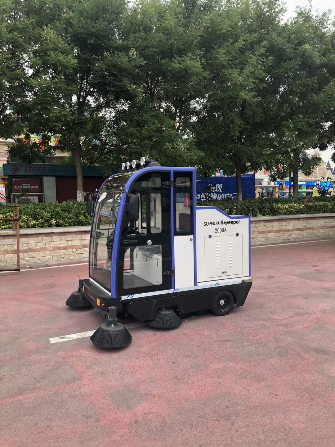 探索掃地車的世界:高效清潔的未來趨勢(shì) 探索掃地車的世界:高效清潔的未來趨勢(shì)