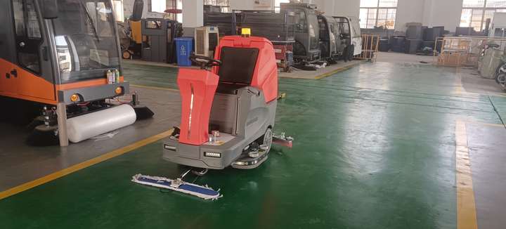 電動洗地機助力工廠快速清潔 電動洗地機助力工廠快速清潔