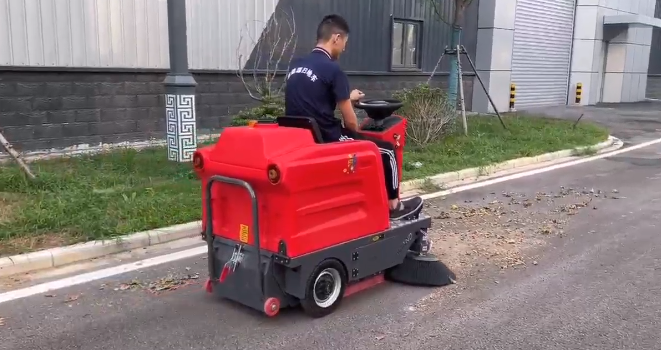 倉庫掃地機 倉庫掃地機